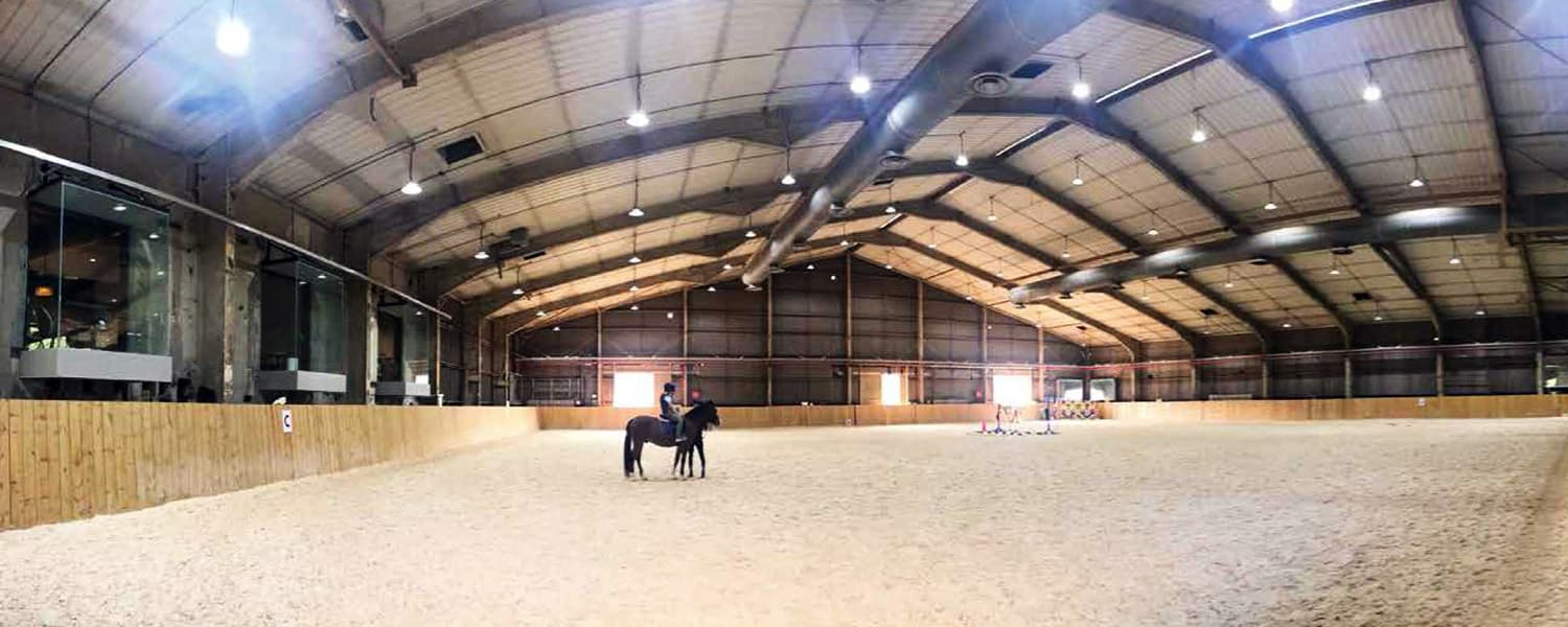 威廉國際馬術中心室內訓練場